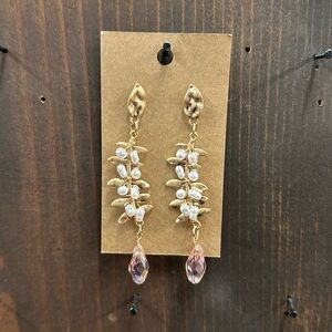 Dangle Earrings - NEW